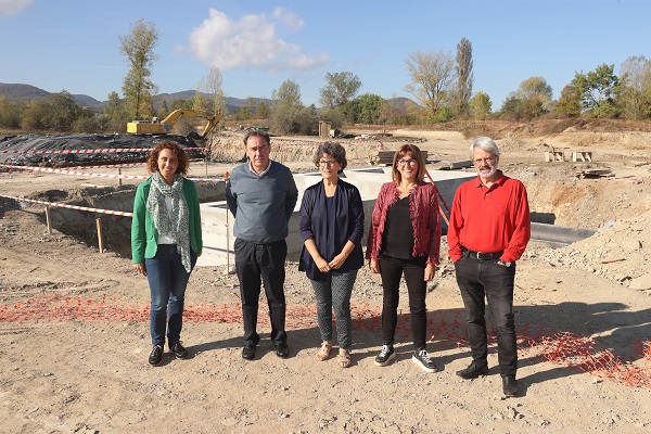 Aitziber Urquijo, Antonio Aiz, Ana Oregi, Amaia Barredo eta Jos&eacute; Mari Sanz de Galdeano.